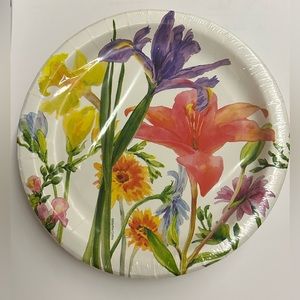 New 16 Paper Plates "Watercolor Garden" 8 7/8" made in the USA